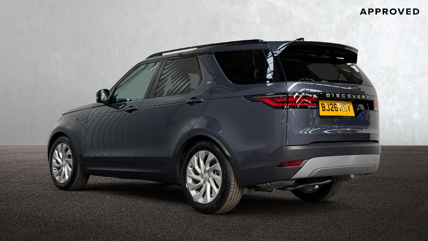 Used Land Rover Discovery 2026 for sale - 78117346: Photo 2