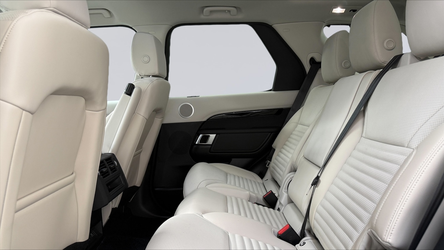 Used Land Rover Discovery 2026 for sale - 78117346: Photo 4