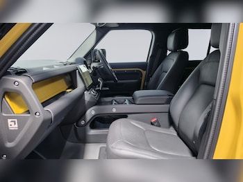 Used Land Rover Defender 90 2026 for sale - 79338724: Photo