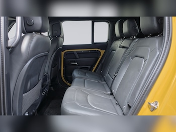 Used Land Rover Defender 90 2026 for sale - 79338724: Photo