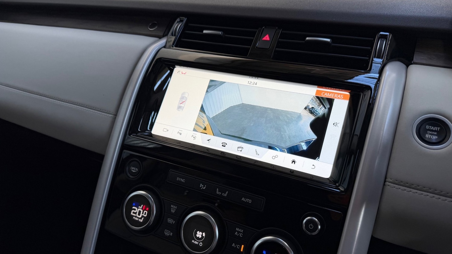 Used Land Rover Discovery 2019 for sale - 77218273: Photo 12