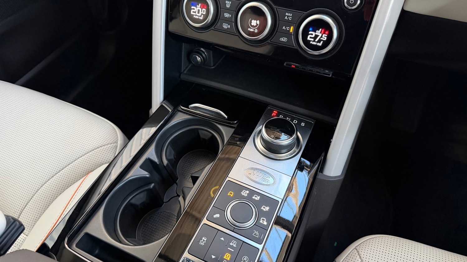 Used Land Rover Discovery 2019 for sale - 77218273: Photo 13