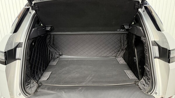 Used Land Rover Range Rover Evoque 2025 for sale - 74325885: Photo 10