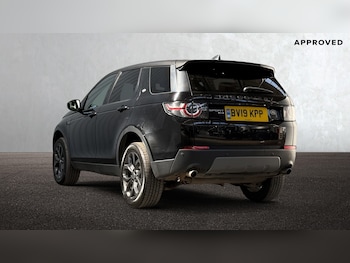 Used Land Rover Discovery Sport 2019 for sale - 78008612: Photo