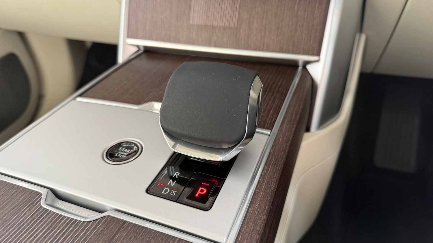 Used Land Rover Range Rover 2024 for sale - 76692725: Photo 13