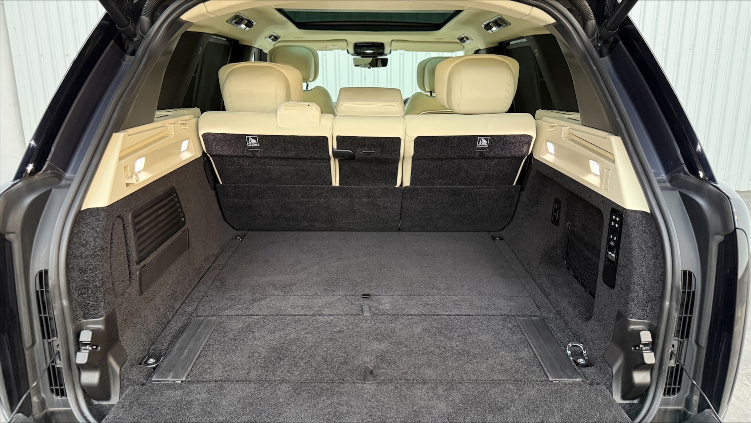 Used Land Rover Range Rover 2023 for sale - 77315878: Photo 10