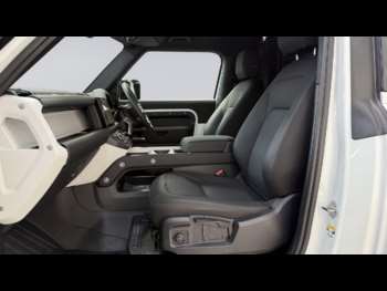 Used Land Rover Defender 90 2025 for sale - 74244231: Photo