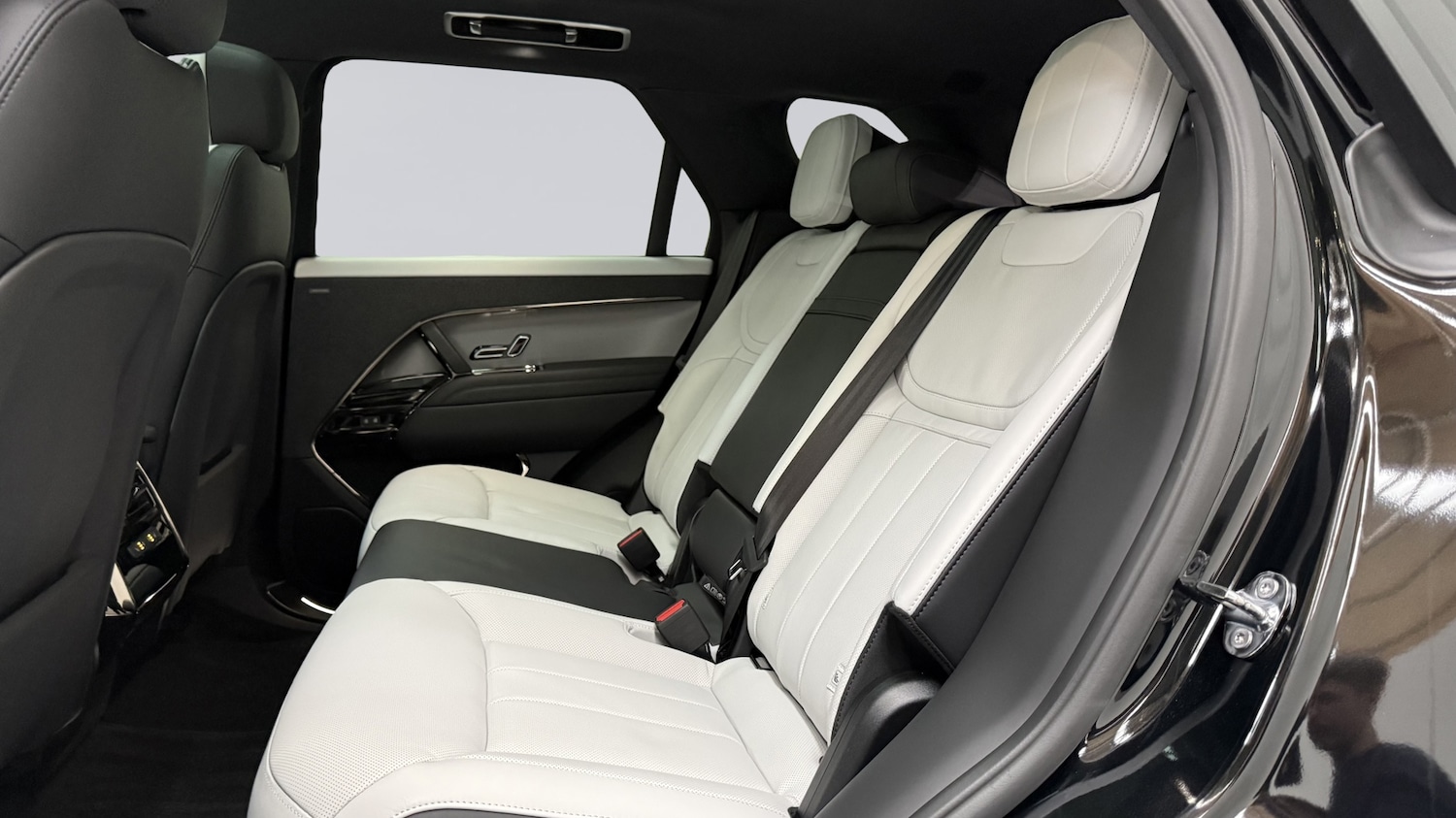 Used Land Rover Range Rover Sport 2025 for sale - 76176073: Photo 4