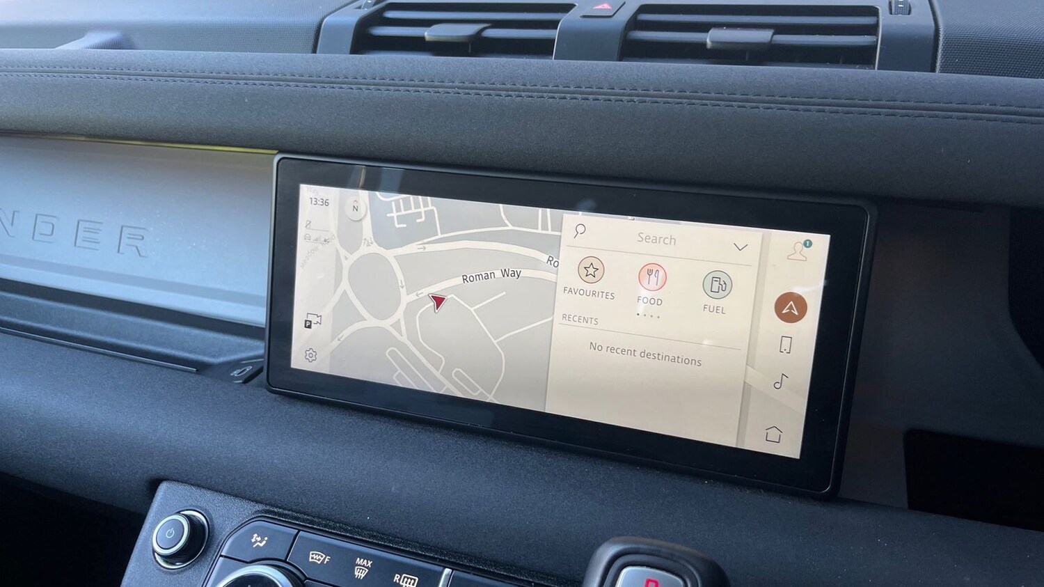 Used Land Rover Defender 2022 for sale - 77725313: Photo 11