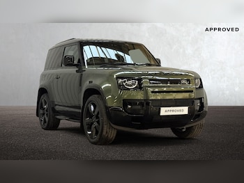 Used Land Rover Defender 2025 for sale - 78990133: Photo