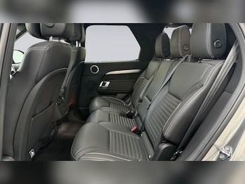 Used Land Rover Discovery 2023 for sale - 78293235: Photo