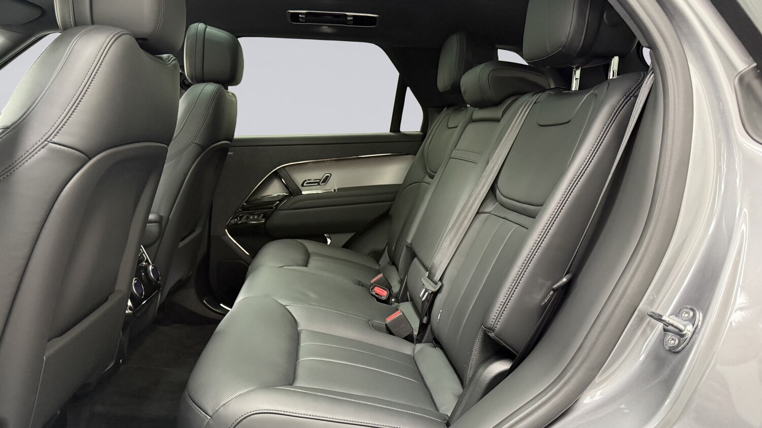 Used Land Rover Range Rover Sport 2025 for sale - 76176056: Photo 4