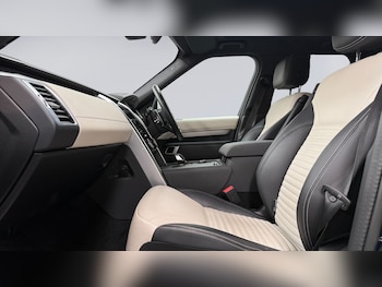 Used Land Rover Discovery 2022 for sale - 77268848: Photo