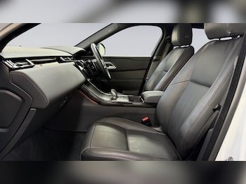 Used Land Rover Range Rover Velar 2024 for sale - 78246315: Photo