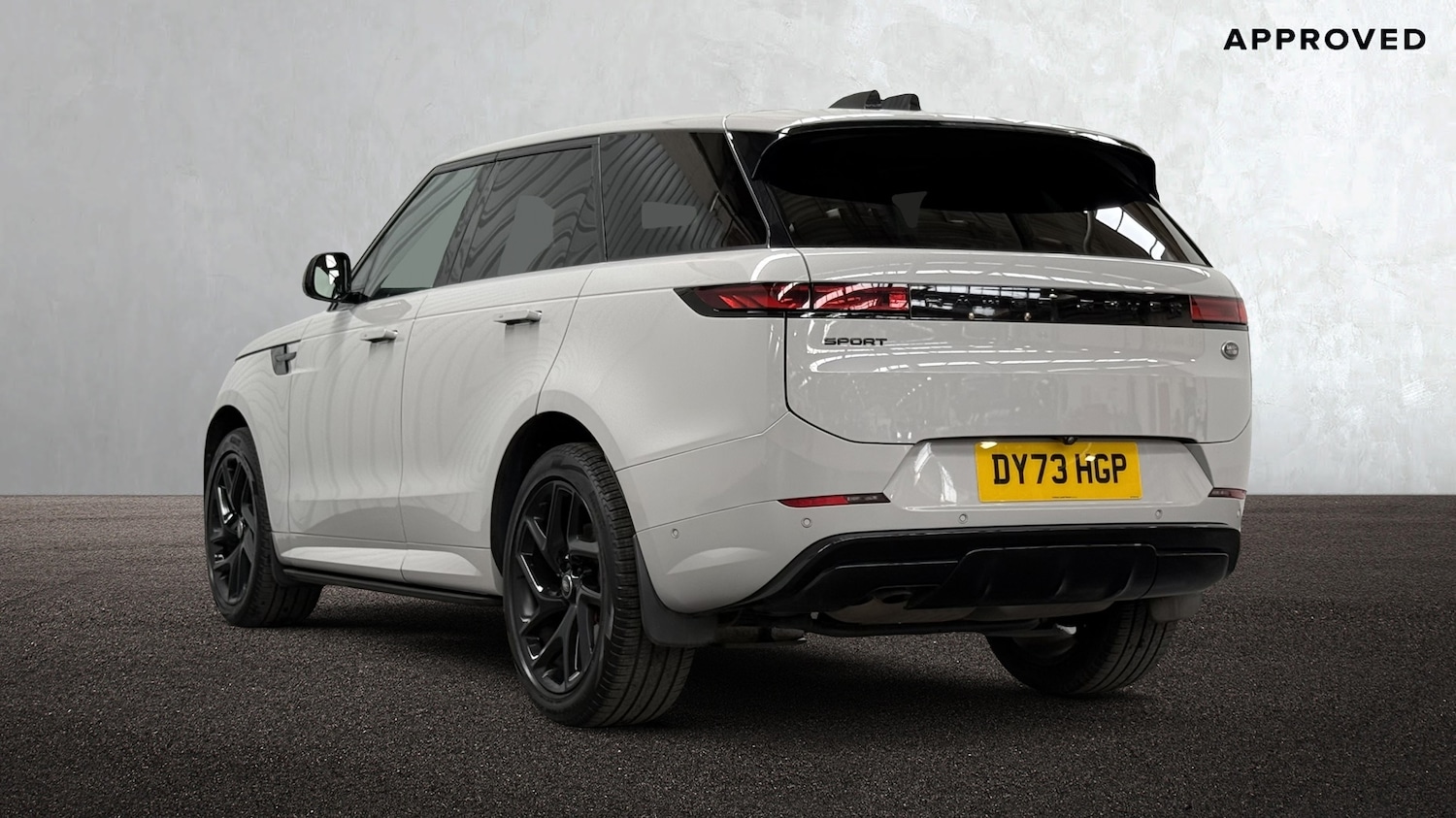 Used Land Rover Range Rover Sport 2023 for sale - 76033197: Photo 2
