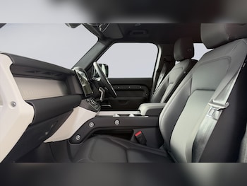 Used Land Rover Defender 2026 for sale - 78977633: Photo