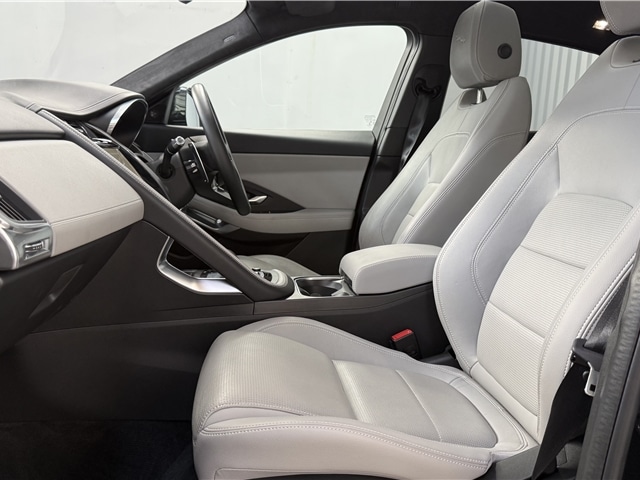 Used Jaguar E-Pace 2022 for sale - 76073798: Photo 3