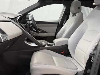 Used Jaguar E-Pace 2022 for sale - 76073798: Photo 3