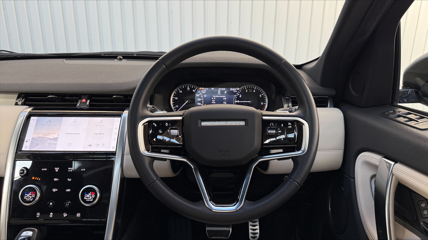 Used Land Rover Discovery Sport 2023 for sale - 77124679: Photo 15