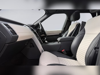 Used Land Rover Discovery 2022 for sale - 78008604: Photo