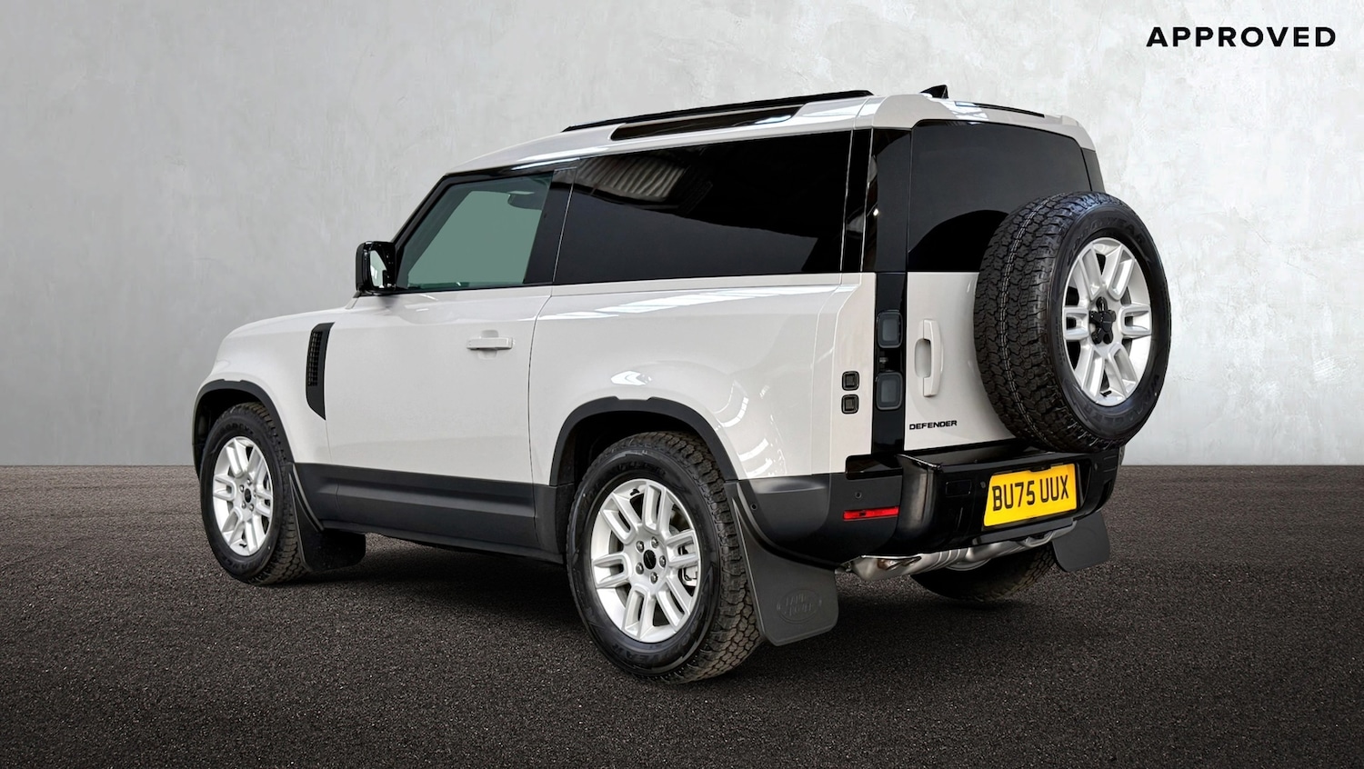 Used Land Rover Defender 2025 for sale - 77280624: Photo 2