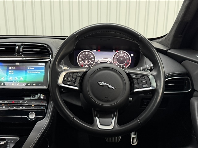 Used Jaguar F-Pace 2020 for sale - 77280596: Photo 15
