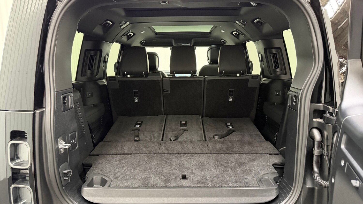 Used Land Rover Other 2024 for sale - 76647354: Photo 10