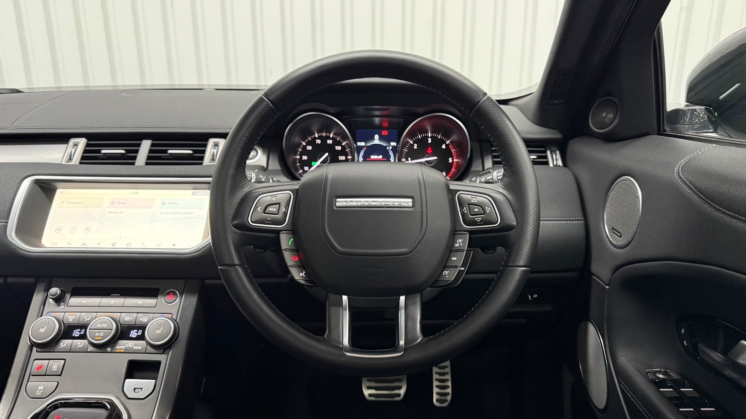 Used Land Rover Range Rover Evoque 2019 for sale - 76111619: Photo 15