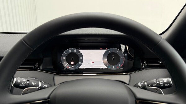 Used Land Rover Range Rover Evoque 2025 for sale - 75372638: Photo 16