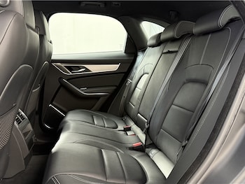 Used Jaguar F-Pace 2022 for sale - 76190749: Photo 4