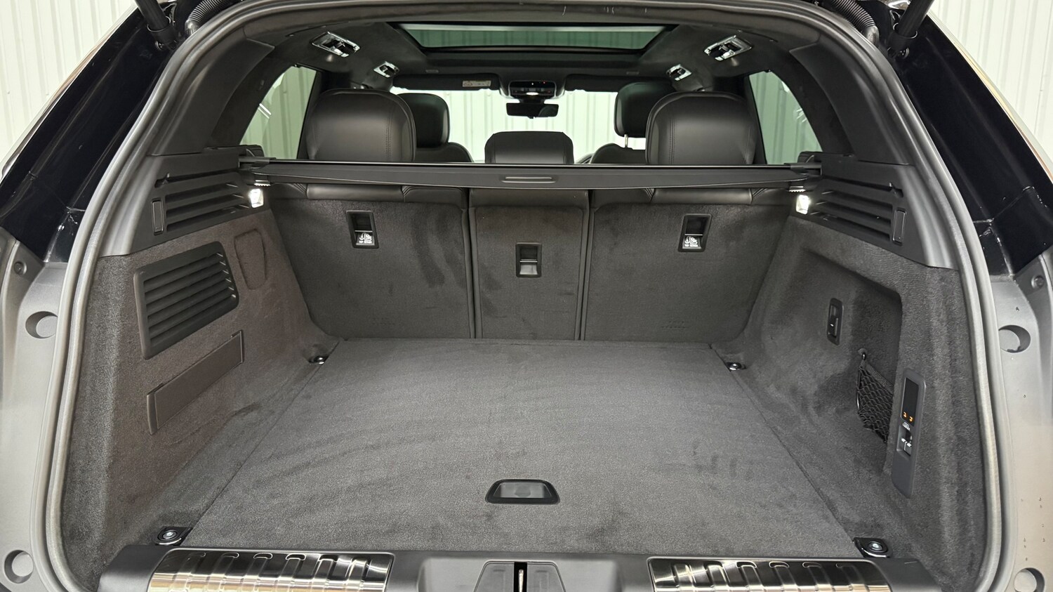 Used Land Rover Range Rover Sport 2025 for sale - 77560505: Photo 10