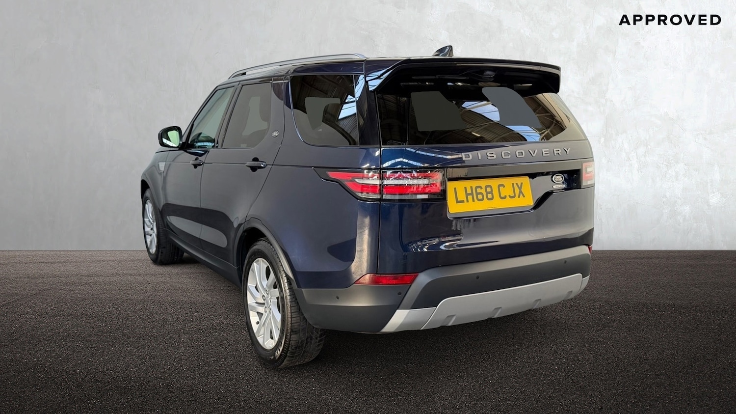 Used Land Rover Discovery 2019 for sale - 76716769: Photo 2