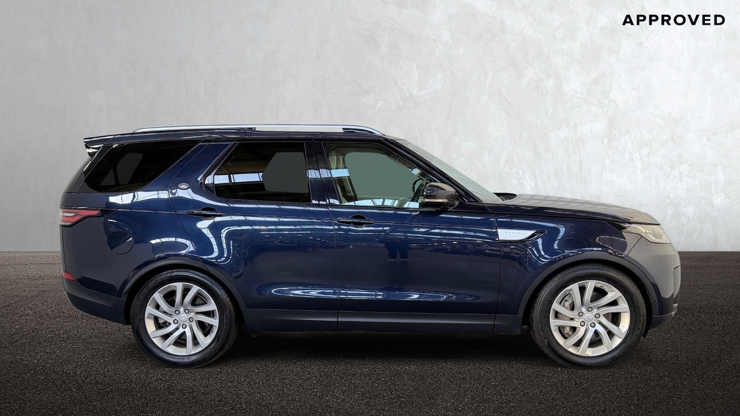 Used Land Rover Discovery 2019 for sale - 76716769: Photo 5