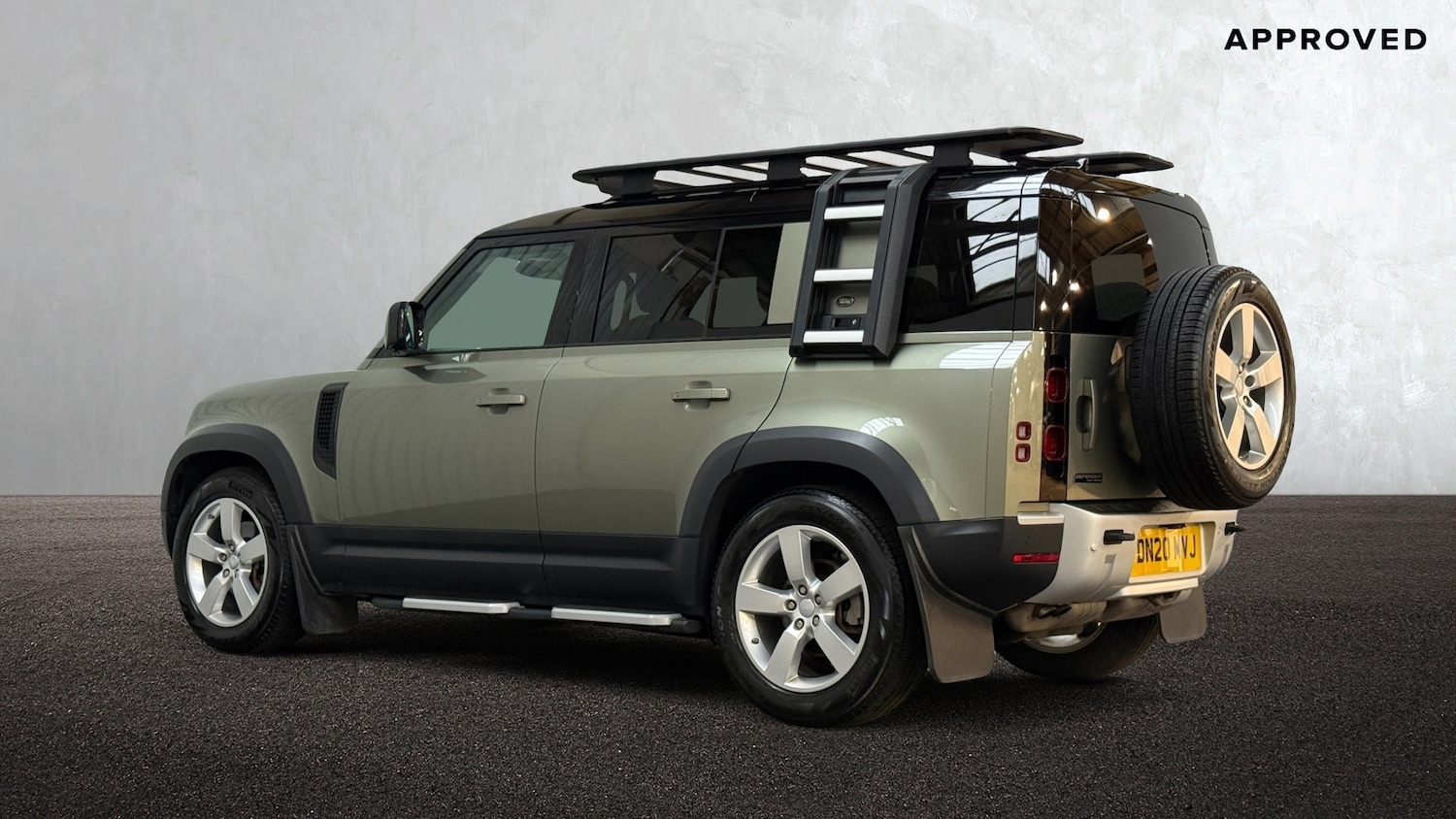 Used Land Rover Defender 2020 for sale - 76937295: Photo 2