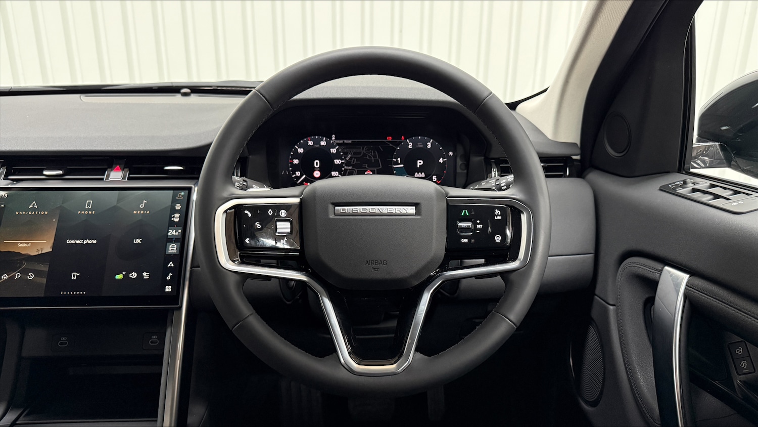 Used Land Rover Discovery Sport 2024 for sale - 78036140: Photo 15