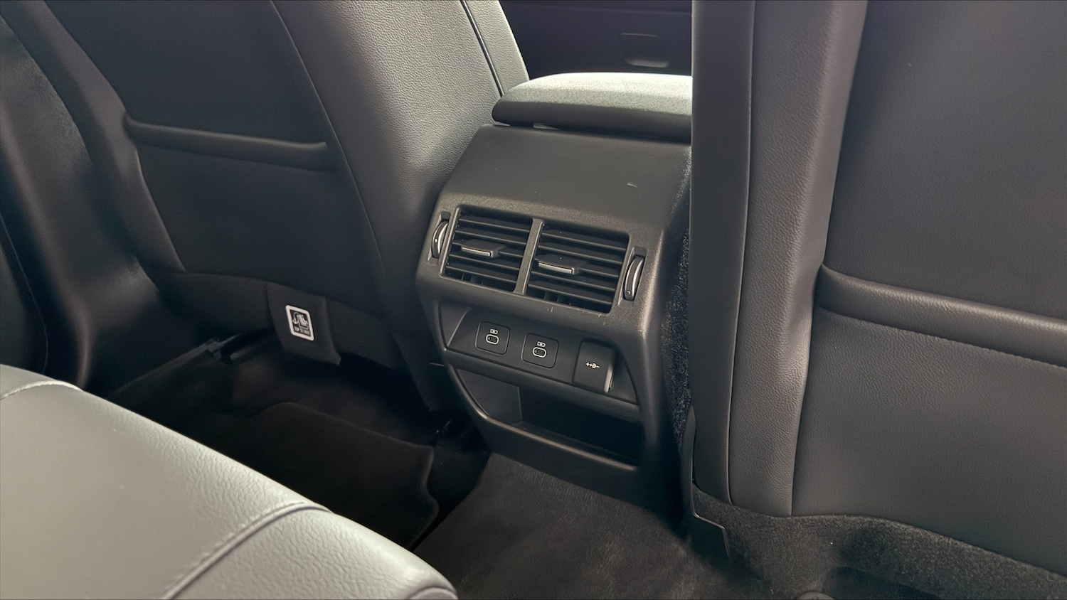 Used Land Rover Discovery Sport 2024 for sale - 78036140: Photo 18