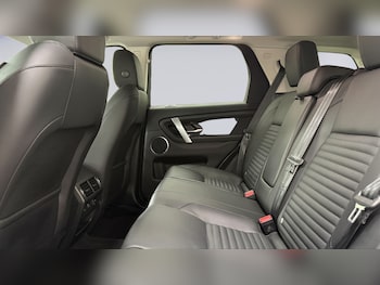 Used Land Rover Discovery Sport 2024 for sale - 78036140: Photo