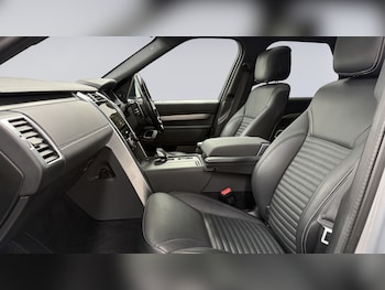 Used Land Rover Discovery 2021 for sale - 78172176: Photo