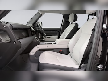 Used Land Rover Other 2024 for sale - 76021609: Photo