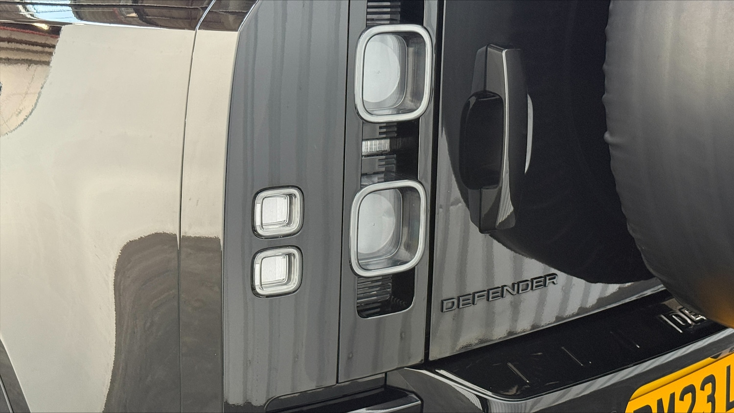 Used Land Rover Defender 2023 for sale - 78036153: Photo 19