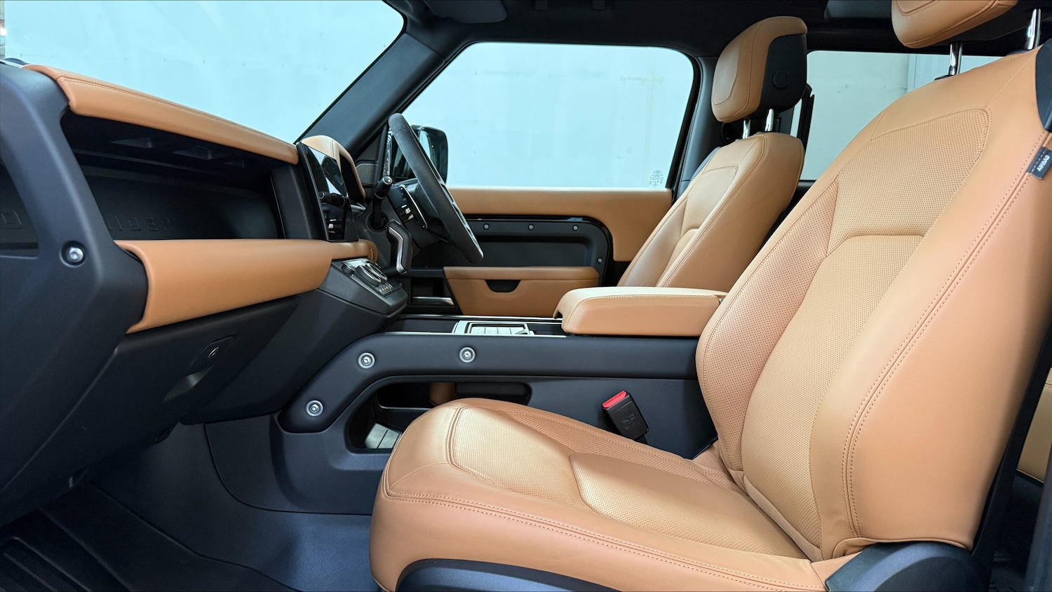 Used Land Rover Defender 2023 for sale - 78036153: Photo 3