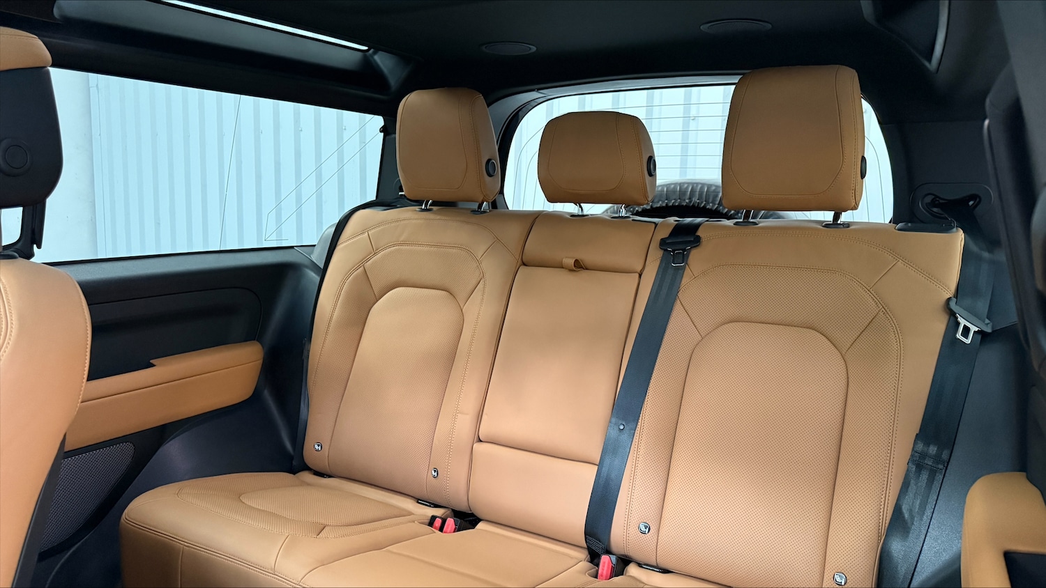 Used Land Rover Defender 2023 for sale - 78036153: Photo 4