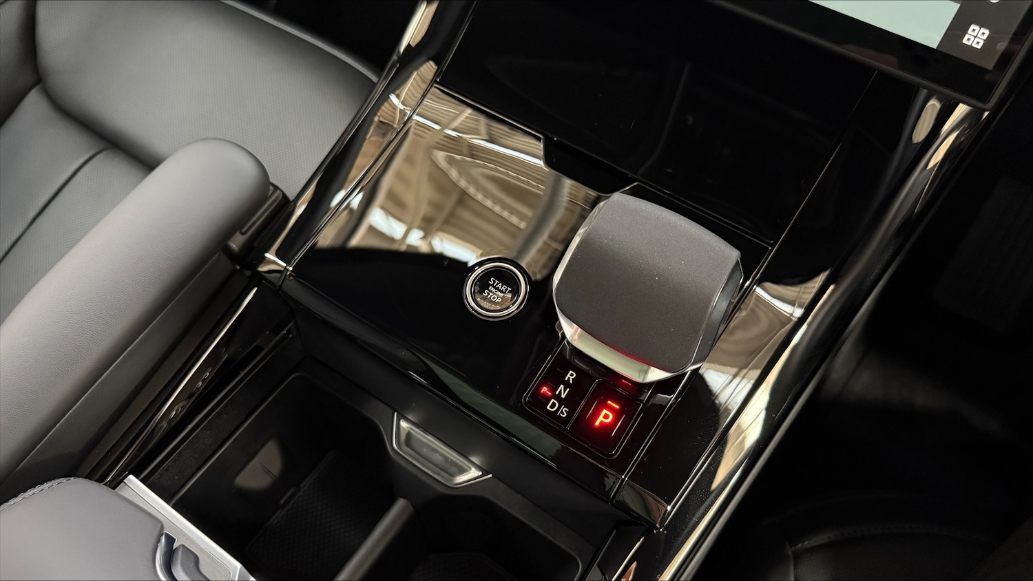 Used Land Rover Range Rover Sport 2025 for sale - 76271547: Photo 13