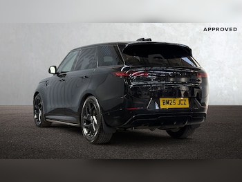 Used Land Rover Range Rover 2025 for sale - 78049101: Photo