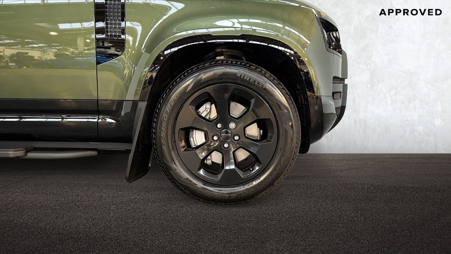 Used Land Rover Defender 2025 for sale - 78008570: Photo 8