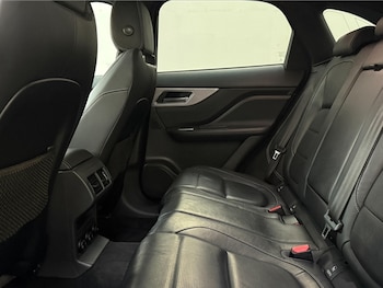 Used Jaguar F-Pace 2018 for sale - 77292991: Photo