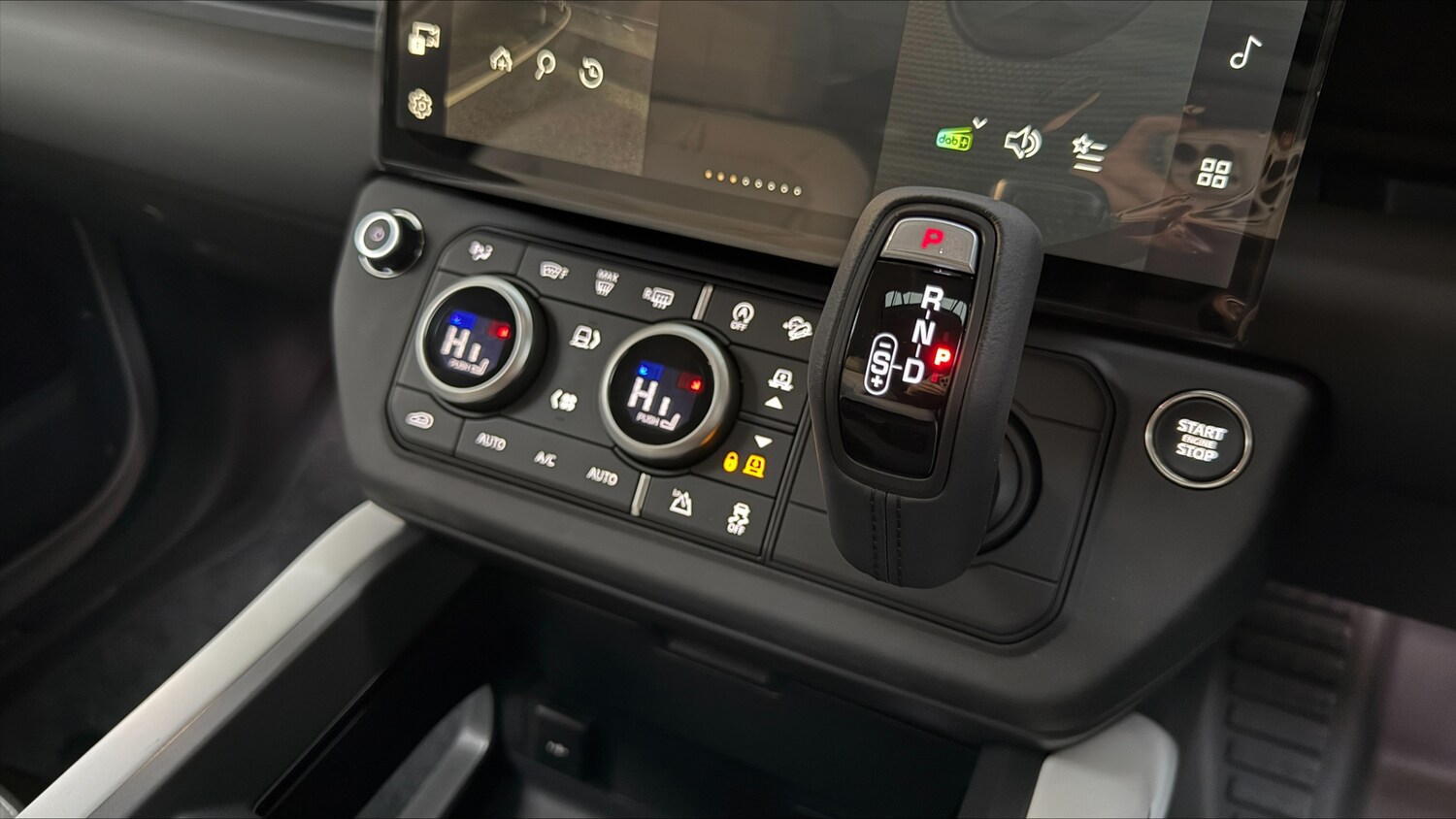 Used Land Rover Defender 2026 for sale - 77470359: Photo 13