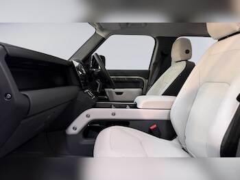 Used Land Rover Defender 2026 for sale - 77470359: Photo