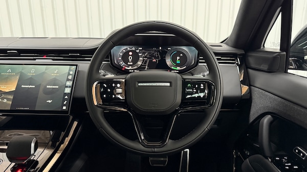 Used Land Rover Range Rover Sport 2025 for sale - 76176080: Photo 15