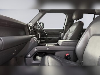 Used Land Rover Defender 2023 for sale - 77697801: Photo